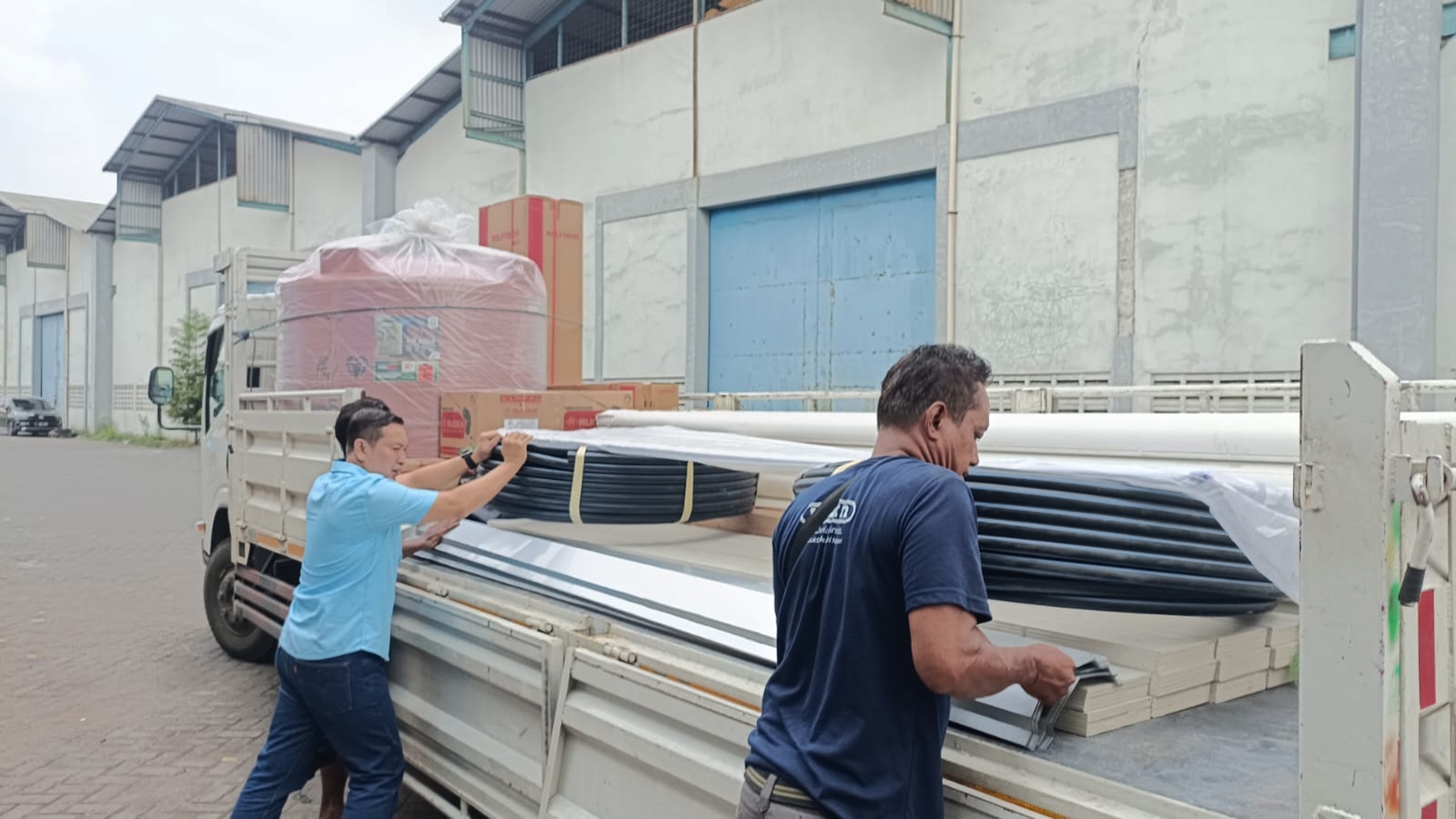 Dokumentasi pengiriman Gudang Pipa 2