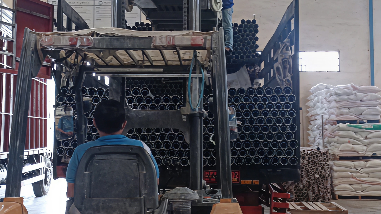 Dokumentasi pengiriman Gudang Pipa 6